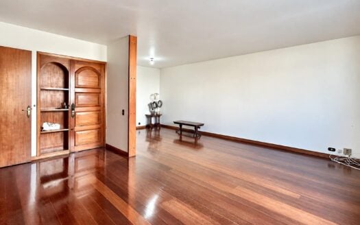 Appartement de 3 chambres à vendre rue Maria Quitéria, à Ipanema – 106 m²