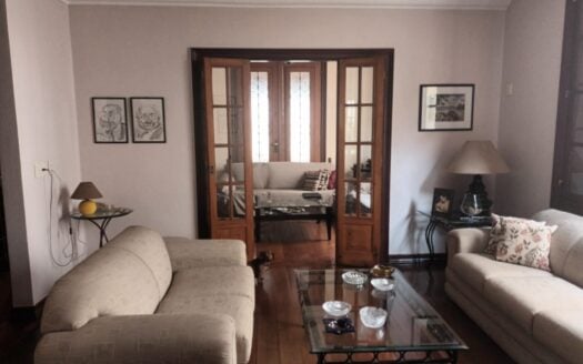 Haus in Urca mit Blick auf die Bucht zu verkaufen – 456 m², 5 Schlafzimmer, 4 Parkplätze